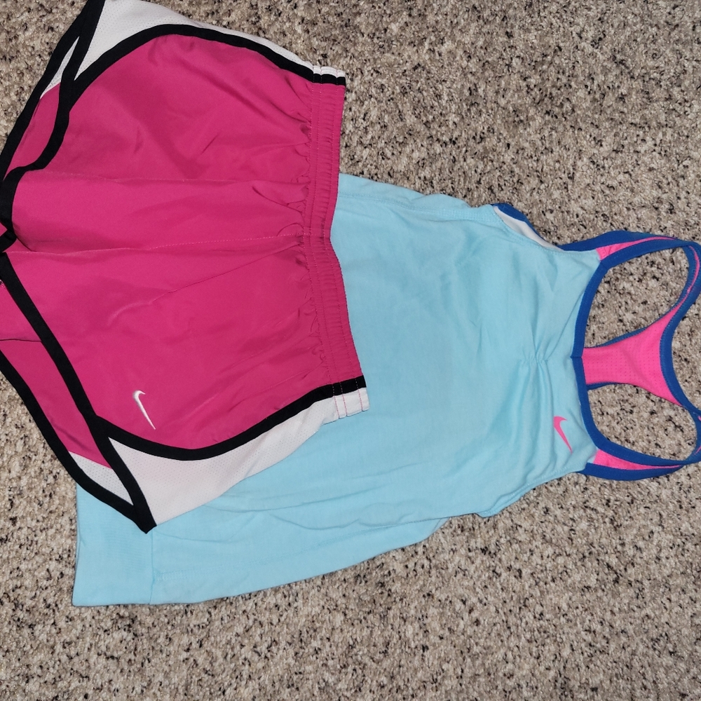 Girls nike